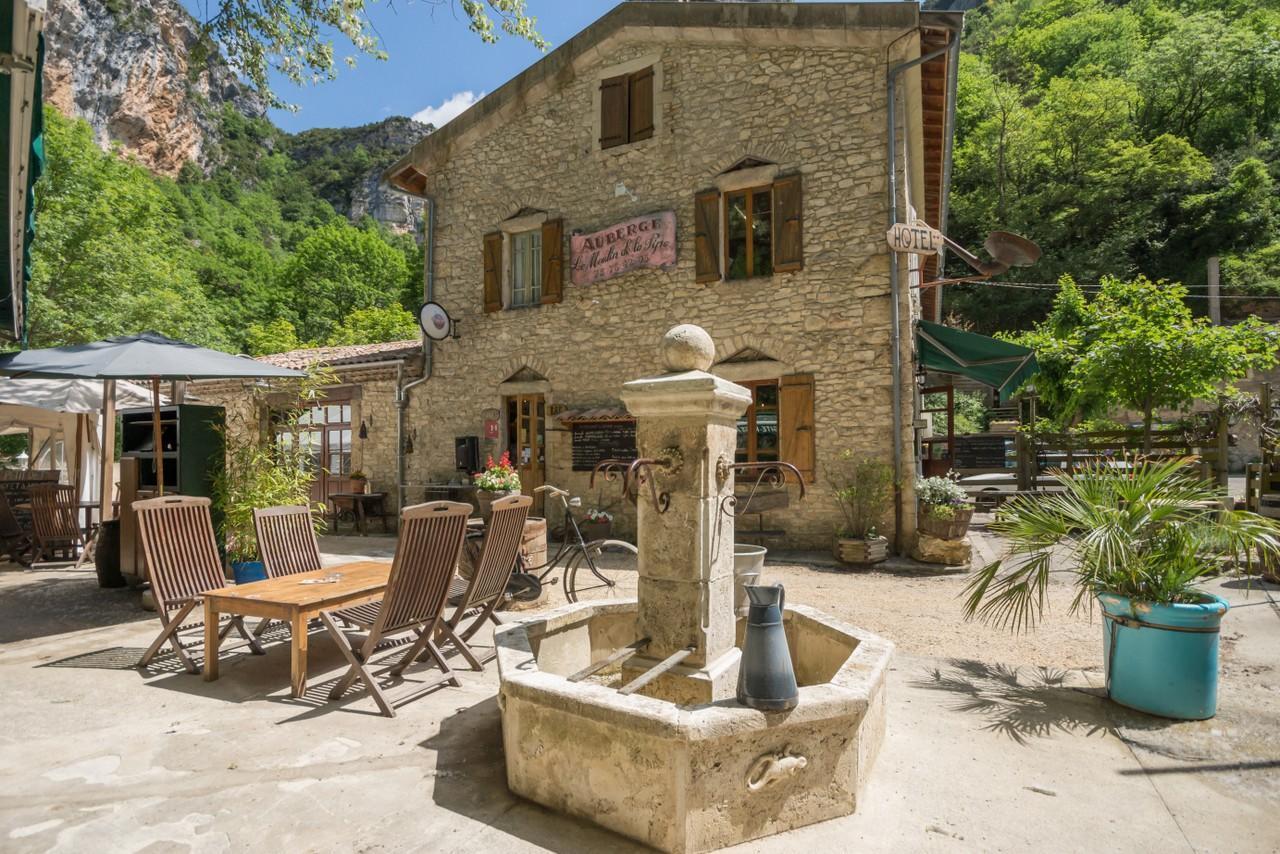 Le Moulin De La Pipe - Logis Hotel Restaurant Plan-de-Baix Exterior foto