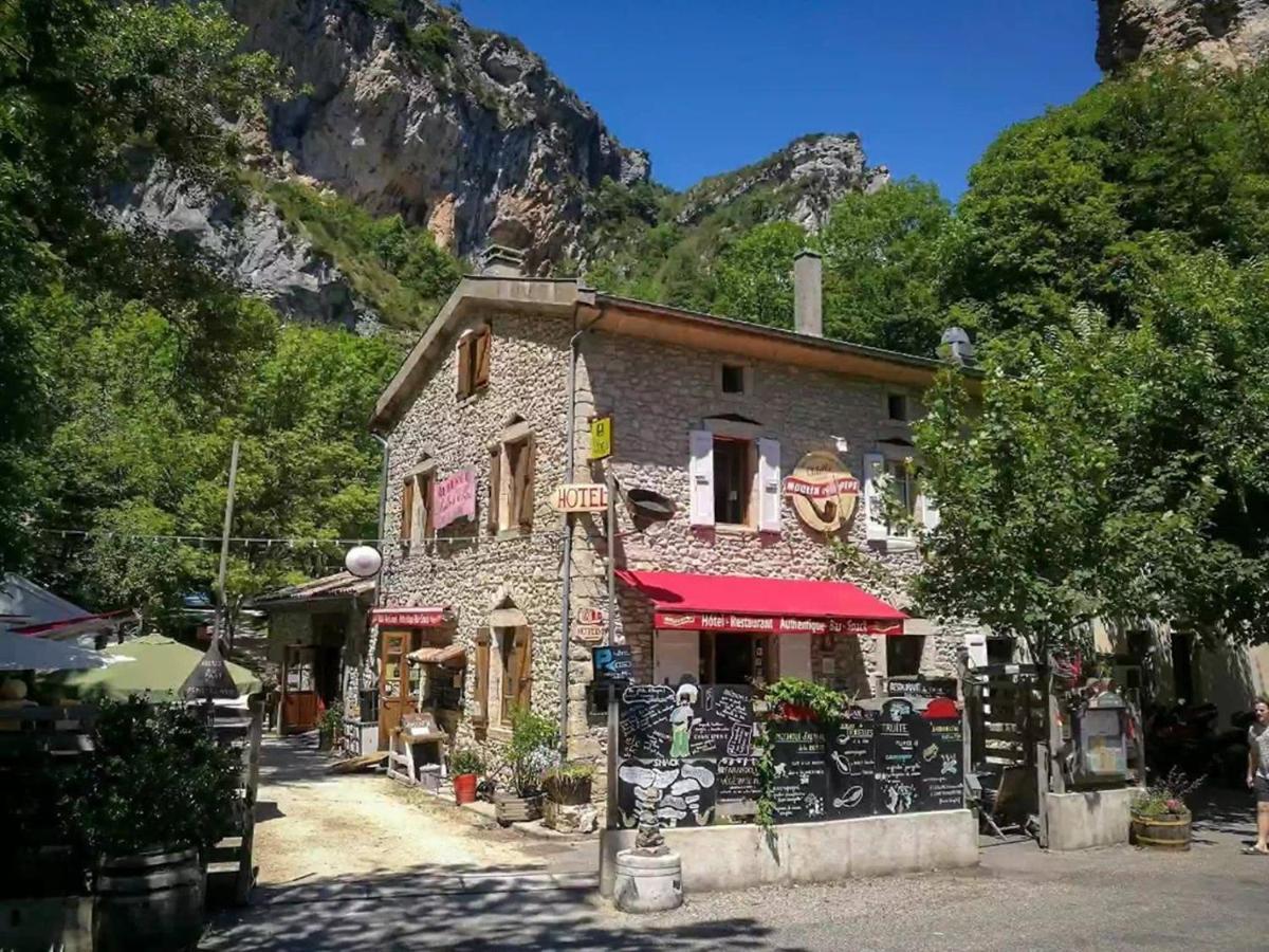 Le Moulin De La Pipe - Logis Hotel Restaurant Plan-de-Baix Exterior foto